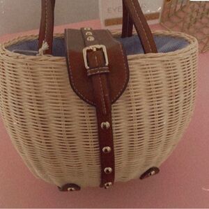 Stylish Tan and Cream Woven Women's Bag